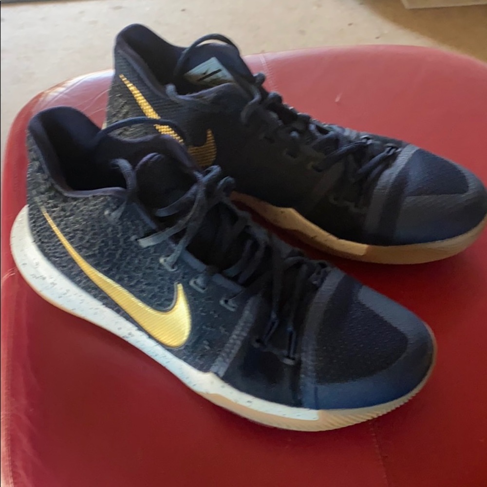 Kyrie 3 Obsidian